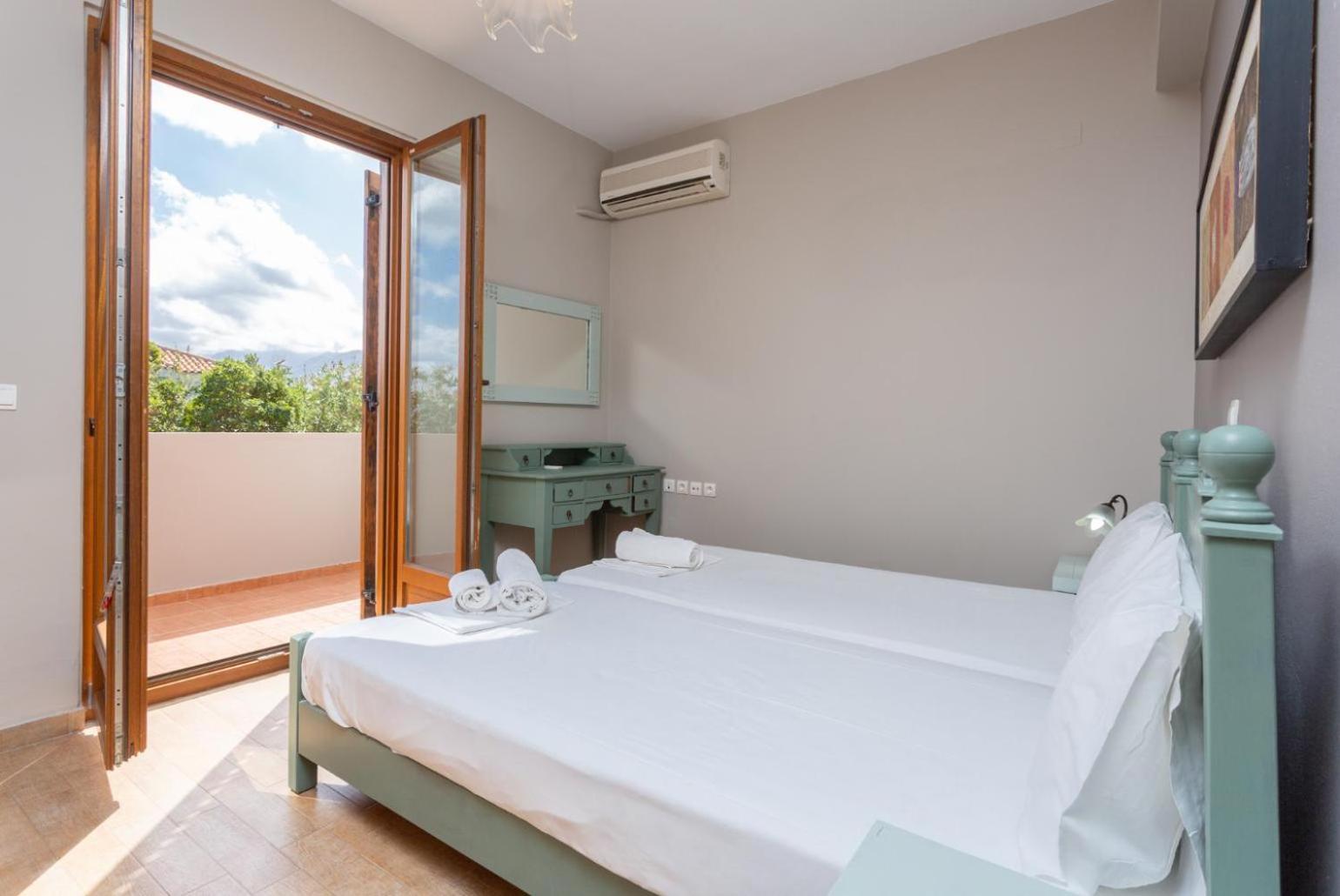 Villa Stratos Zacharias Екстериор снимка