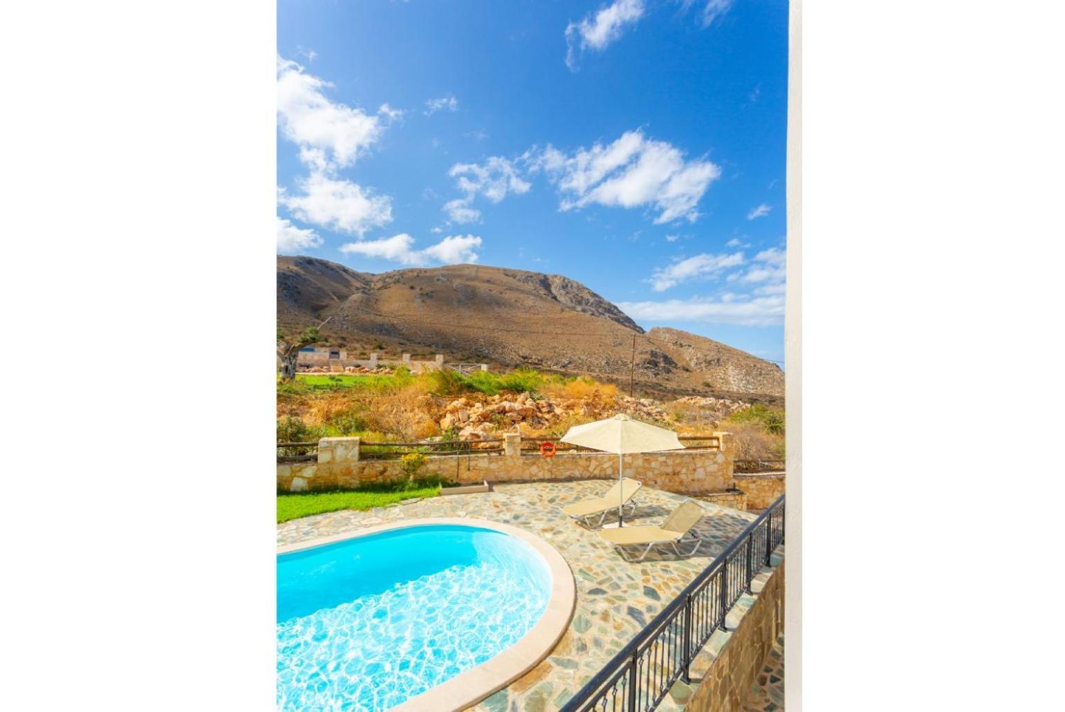 Villa Stratos Zacharias Екстериор снимка